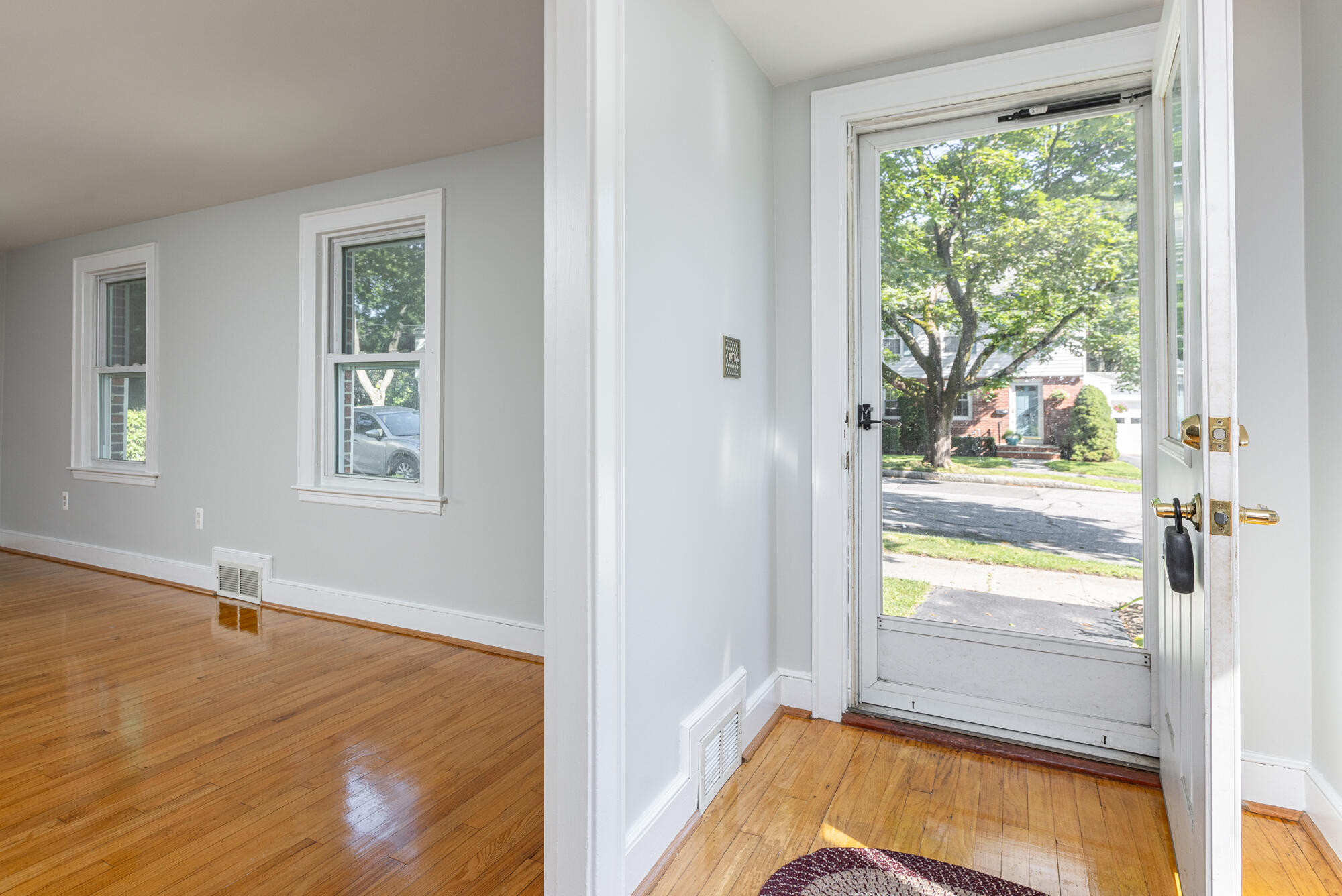 15 Anson Road Portland, ME 04102 - Photo 2 of 32 15 Anson Rd._W5_001