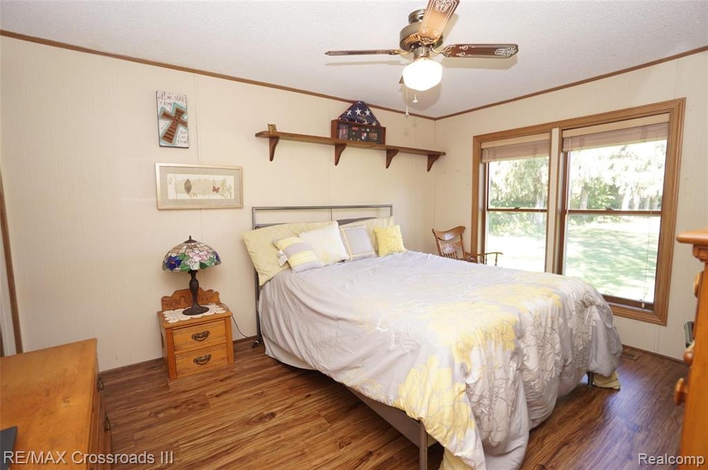 48370 Hull Road Belleville, MI 48111 - Photo 37 of 48