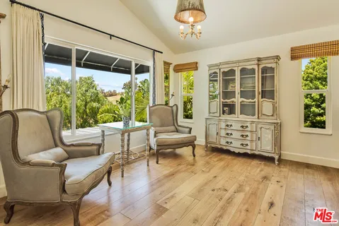 $3,795,000 | 6363 Zumirez Drive, Malibu, CA 90265