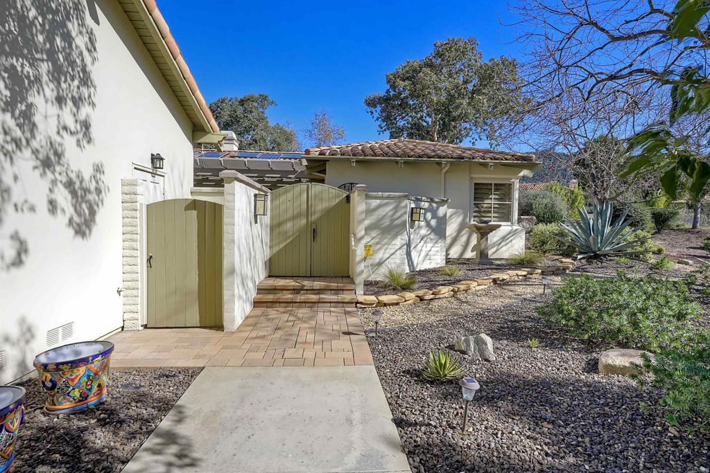16142 El Tae Road Pauma Valley, CA 92061 - Photo 4 of 63