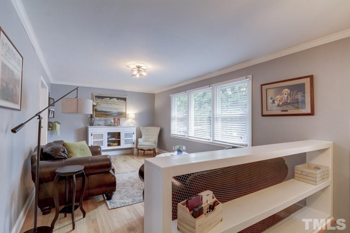 429 East Millbrook Road Raleigh, NC 27609 - Photo 3 of 25