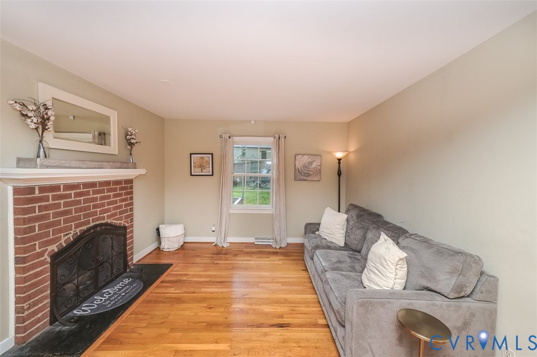 1113 Santa Anna Road Henrico, VA 23229 - Photo 8 of 56