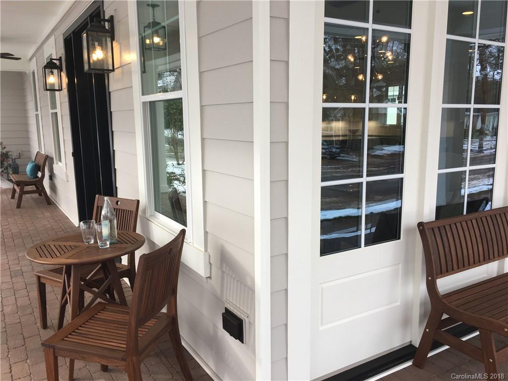 621 Spring Street Davidson, NC 28036 - Photo 3 of 30 Gallery Image 3