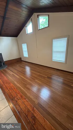 $2,700 | 12807 Colby Drive, Woodbridge, VA 22192