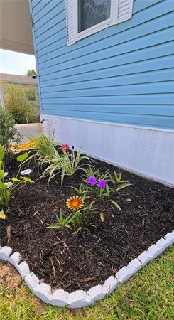 a view of a back yard of the house