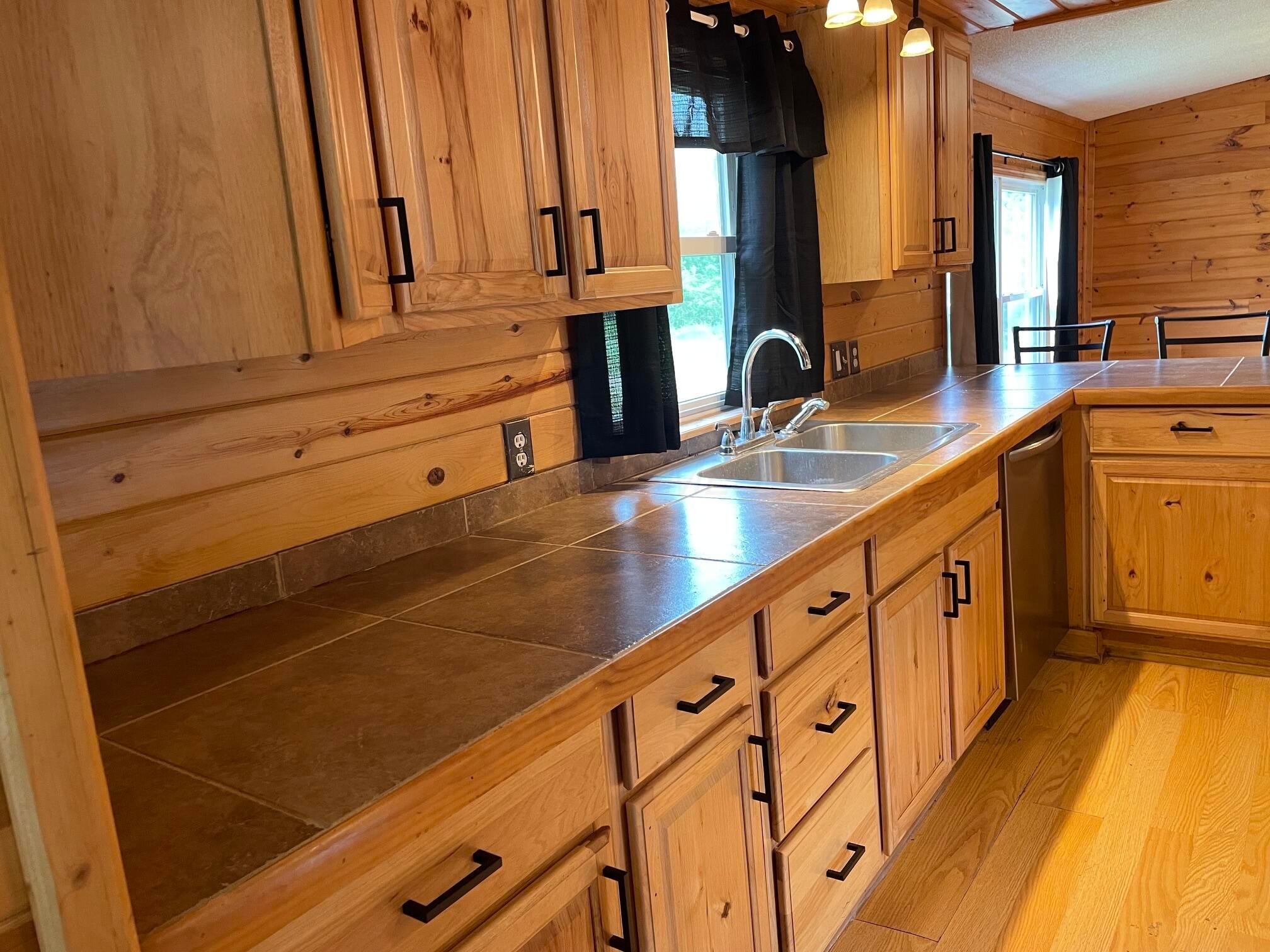 15351 Berry Road Logan, OH 43138 - Photo 13 of 57