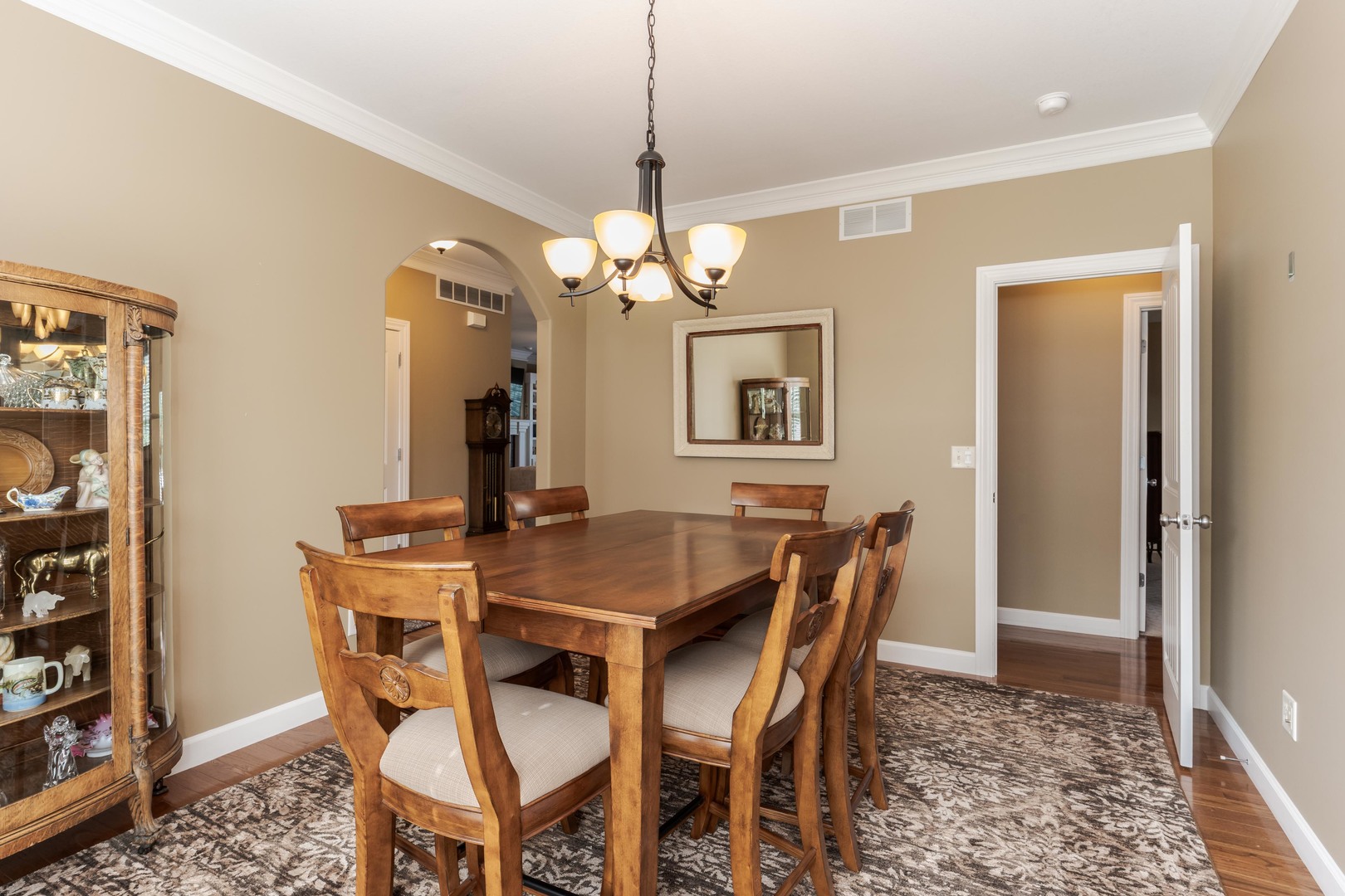 2030 Escalade Road Bloomington, IL 61705 - Photo 8 of 53 Gallery Image 8