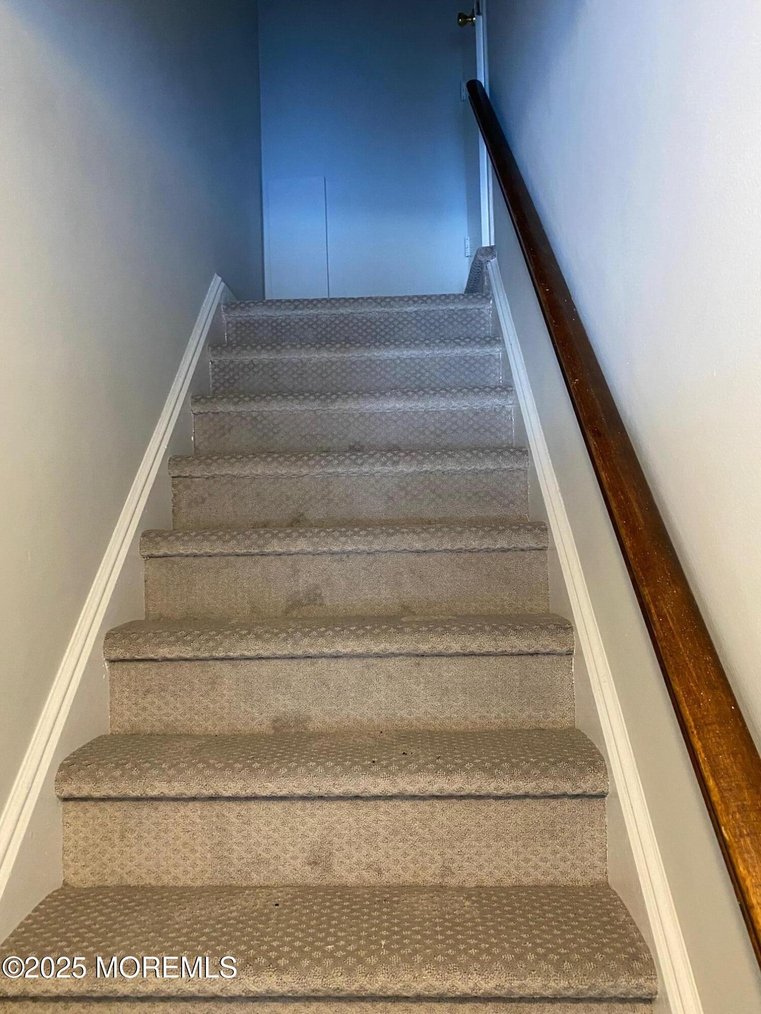 20 Oldfield Place Red Bank, NJ 07701 - Photo 4 of 11 a view of entryway