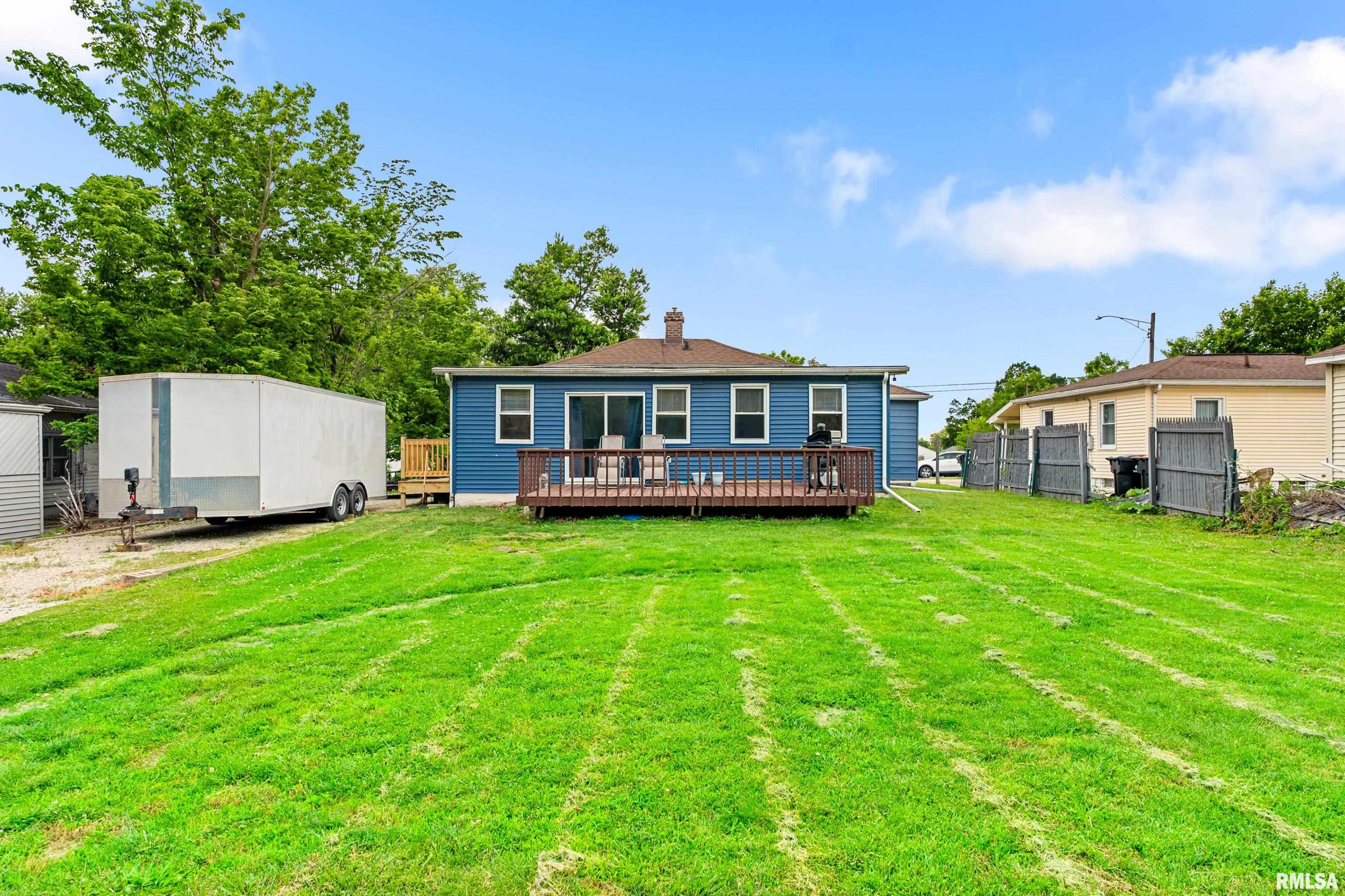 403 Edgewood Court Washington, IL 61571 - Photo 8 of 33