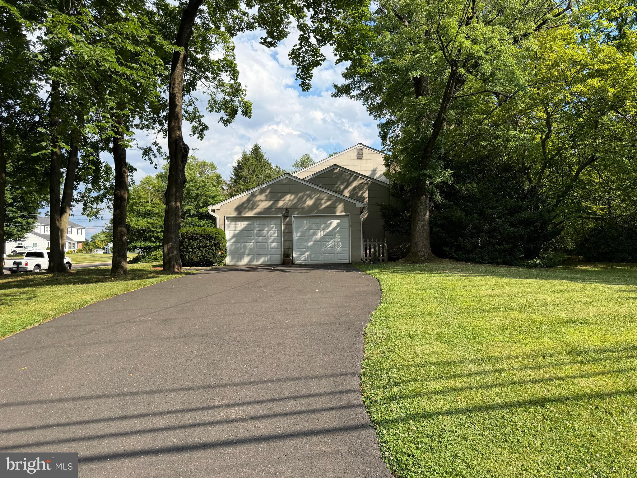 4190 Hoffman Road Hatboro, PA 19040 - Photo 6 of 53