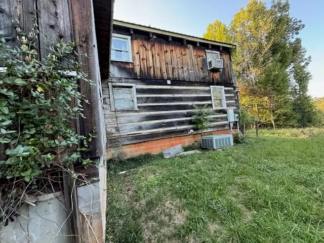 $285,000 | 3905 South Wilson Hill Road, Mill Spring, NC 28756