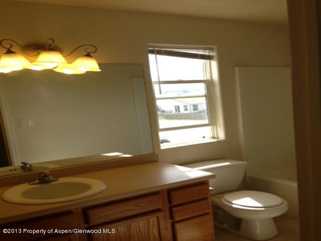2706 Howard Avenue Rifle, CO 81650 - Photo 4 of 6 bath