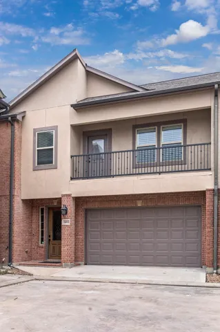 $369,900 | 11002 Upland Forest Drive, Houston, TX 77043