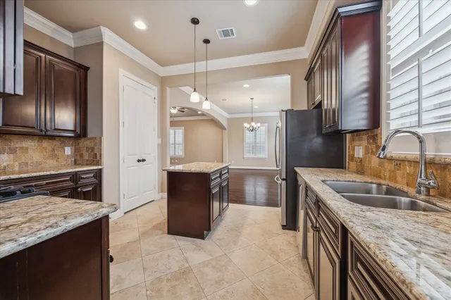 $369,900 | 11002 Upland Forest Drive, Houston, TX 77043