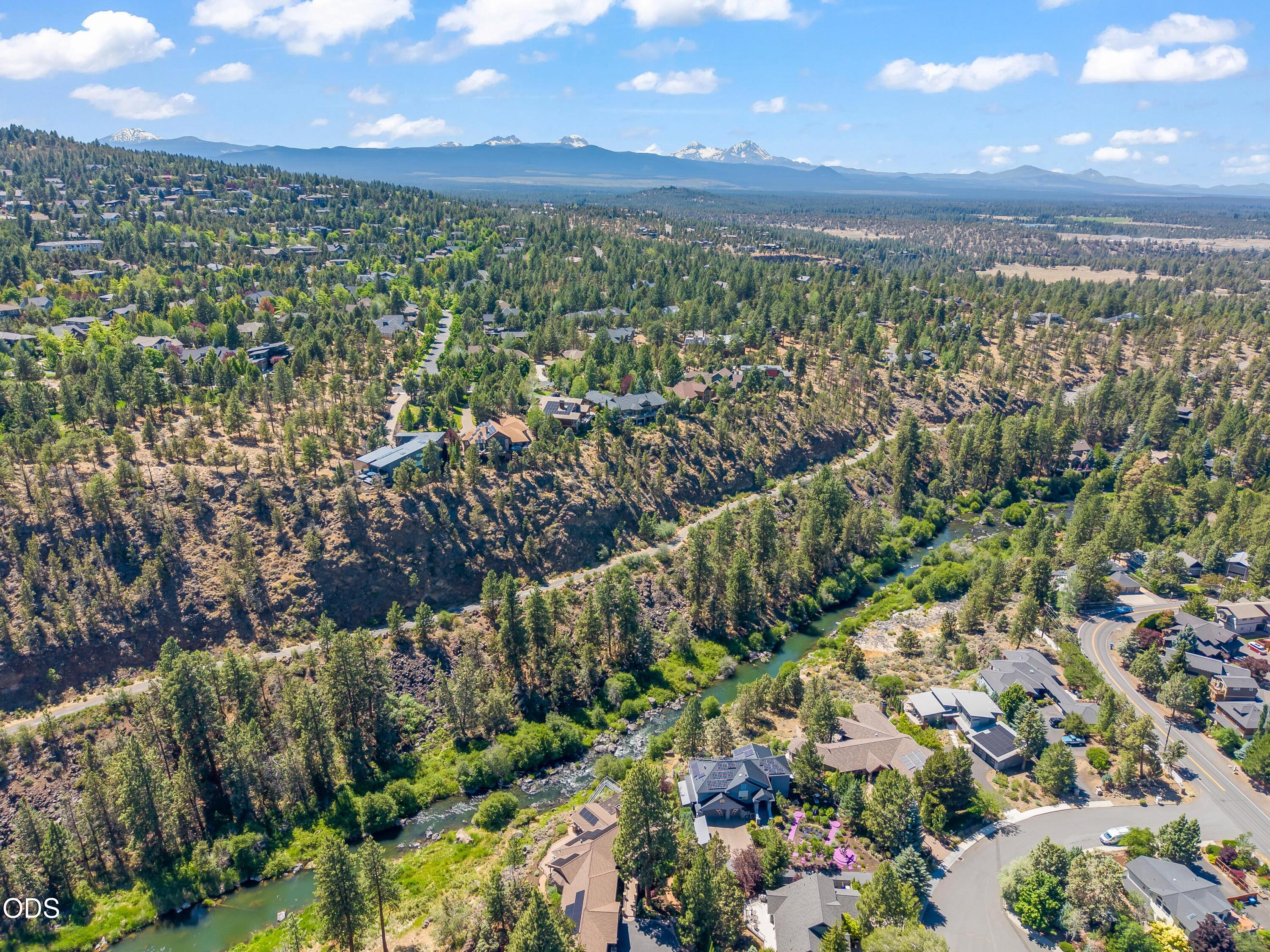 20218 Archie Briggs Road Bend, OR 97703 - Photo 33 of 34