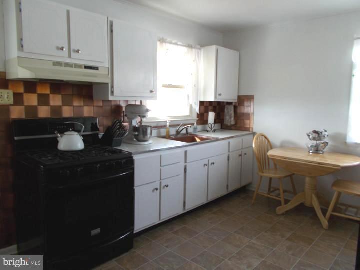 223 Hooker Street Riverside, NJ 08075 - Photo 7 of 15