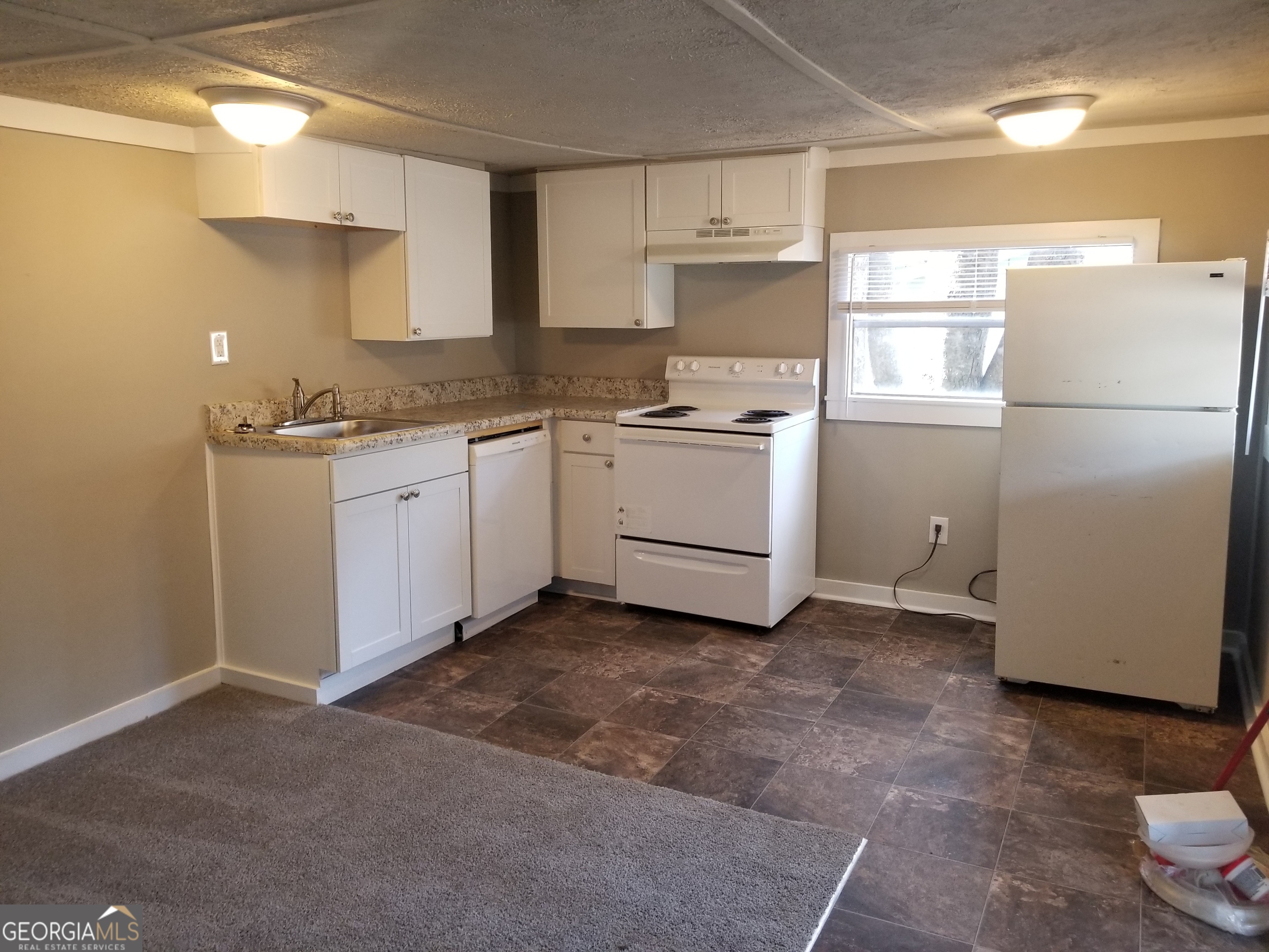 295 East Wright Street Winder, GA 30680 - Photo 15 of 35