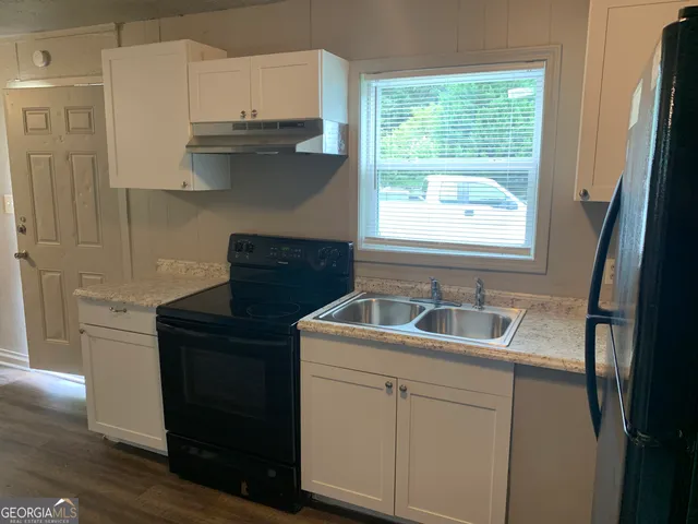 $1,250,000 | 295 East Wright Street, Winder, GA 30680