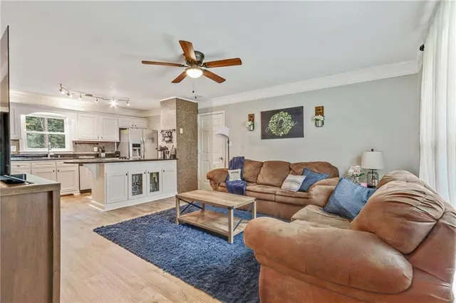 $519,000 | 3605 Hickory Circle Southeast, Smyrna, GA 30080