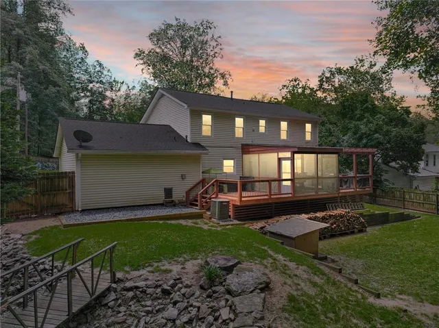 $519,000 | 3605 Hickory Circle Southeast, Smyrna, GA 30080