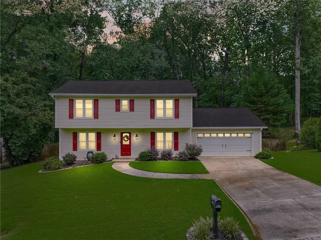 $519,000 | 3605 Hickory Circle Southeast, Smyrna, GA 30080