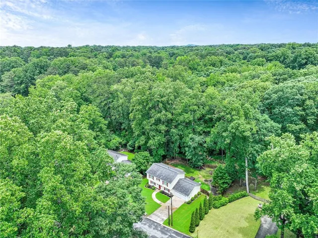 $519,000 | 3605 Hickory Circle Southeast, Smyrna, GA 30080