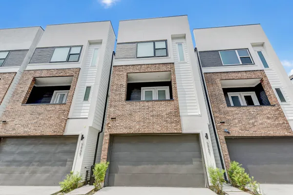 $3,200 | 5857 Dolores Street, Houston, TX 77057