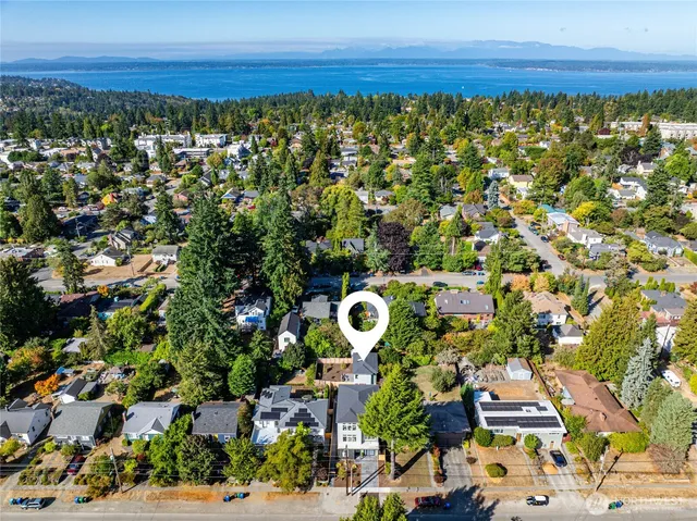 $679,000 | 12037 C Fremont Avenue North, Unit 3, Seattle, WA 98133