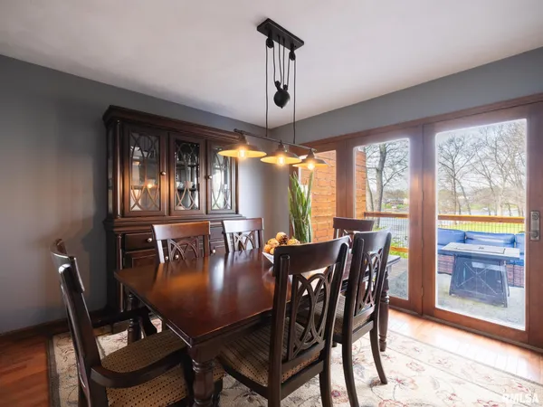 $359,000 | 9913 West Guinivere Drive, Mapleton, IL 61547