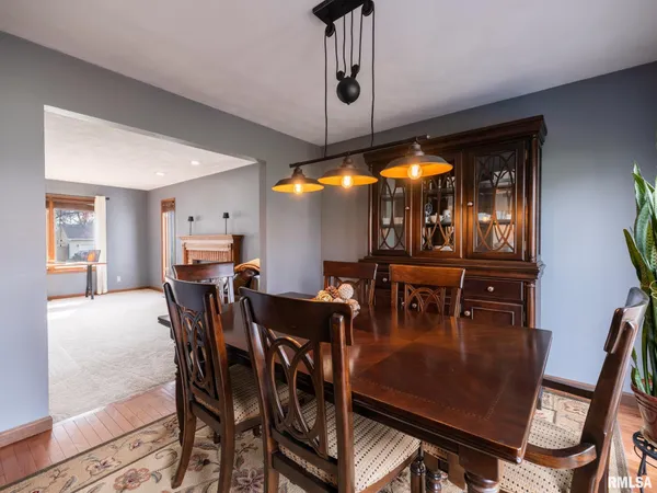 $359,000 | 9913 West Guinivere Drive, Mapleton, IL 61547