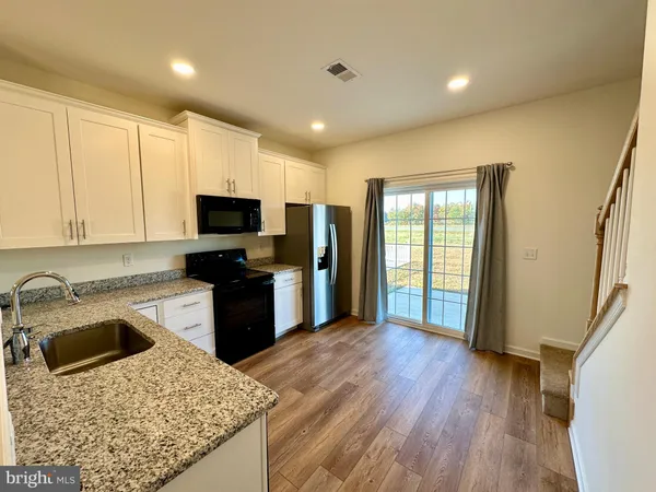 $2,300 | 710 Ruth Way, Dover, DE 19904