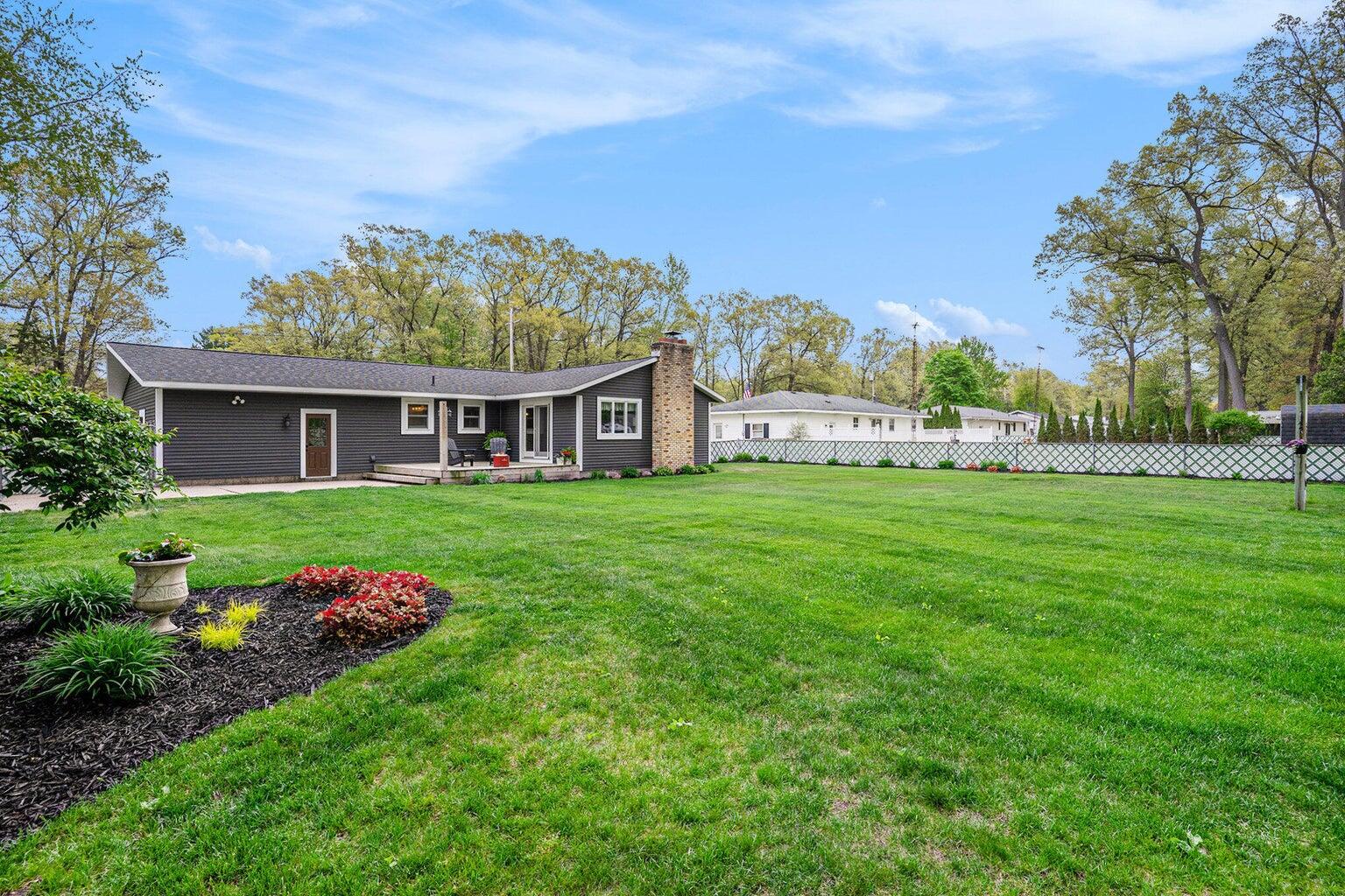 2009 Riegler Road Muskegon, MI 49445 - Photo 42 of 59 20250515140513675425000000-o