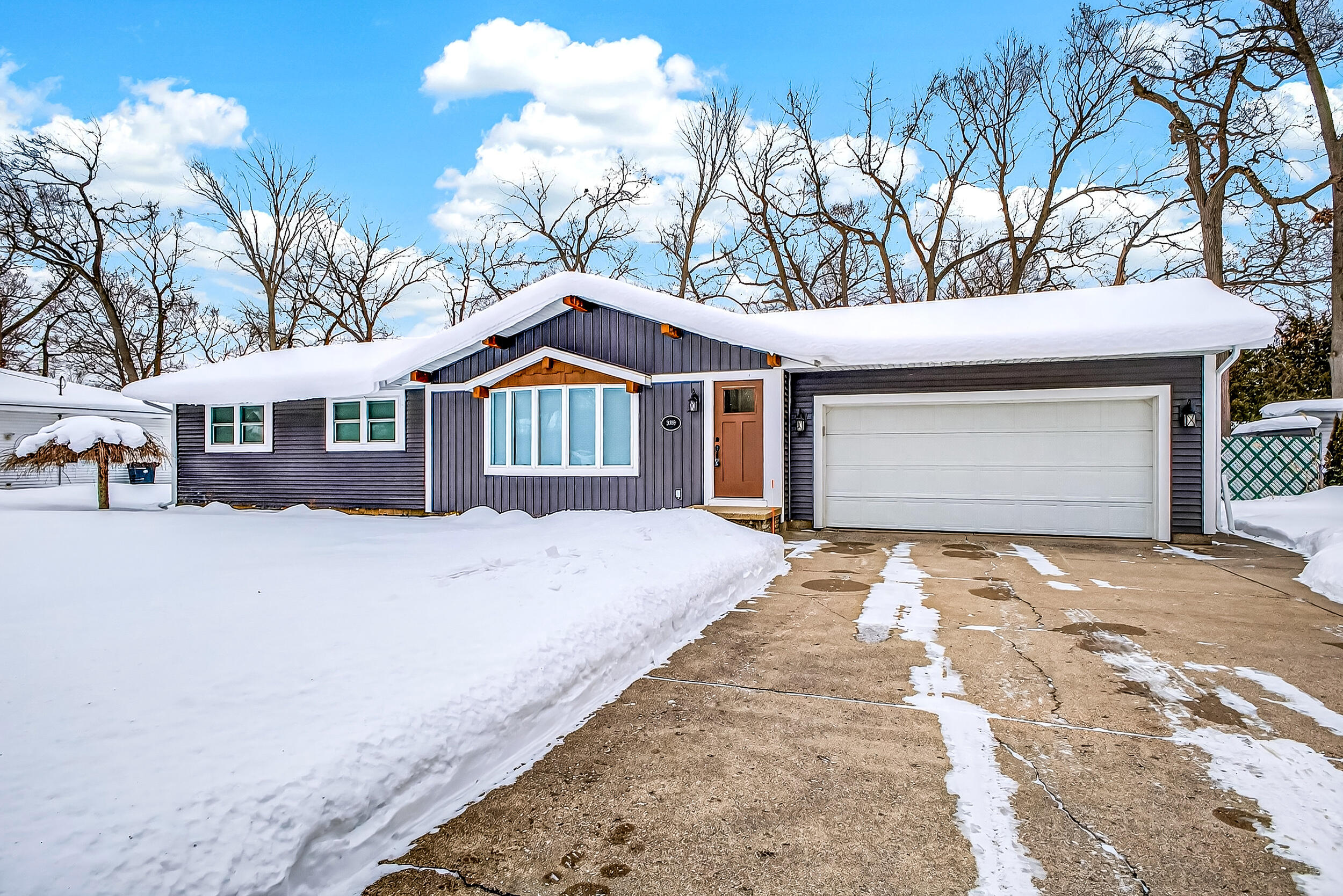 2009 Riegler Road Muskegon, MI 49445 - Photo 6 of 59 2009 riegler-43