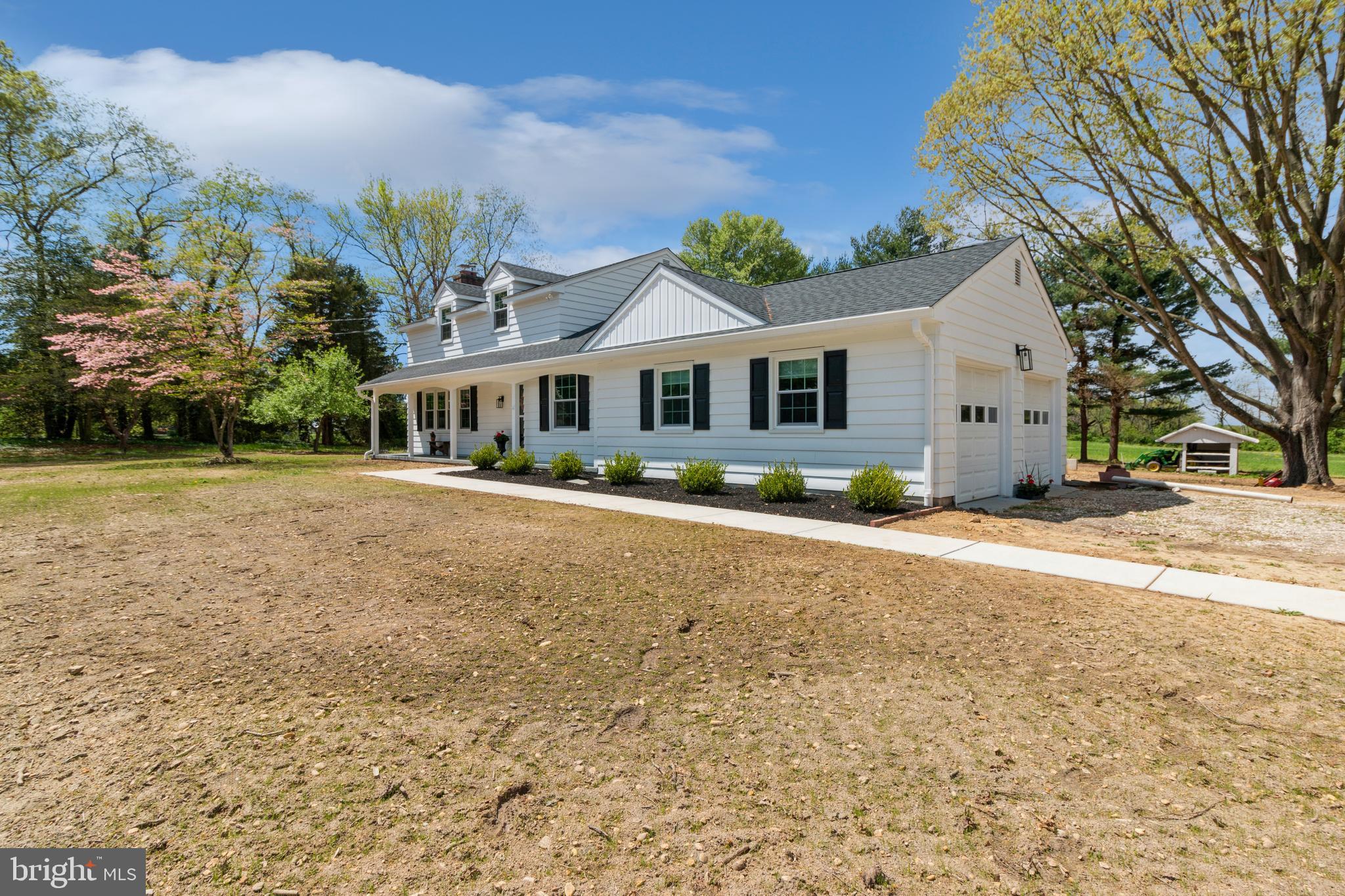 171 Stewart Road Pilesgrove, NJ 08098 - Photo 4 of 31 Side exterior, 2 car garage