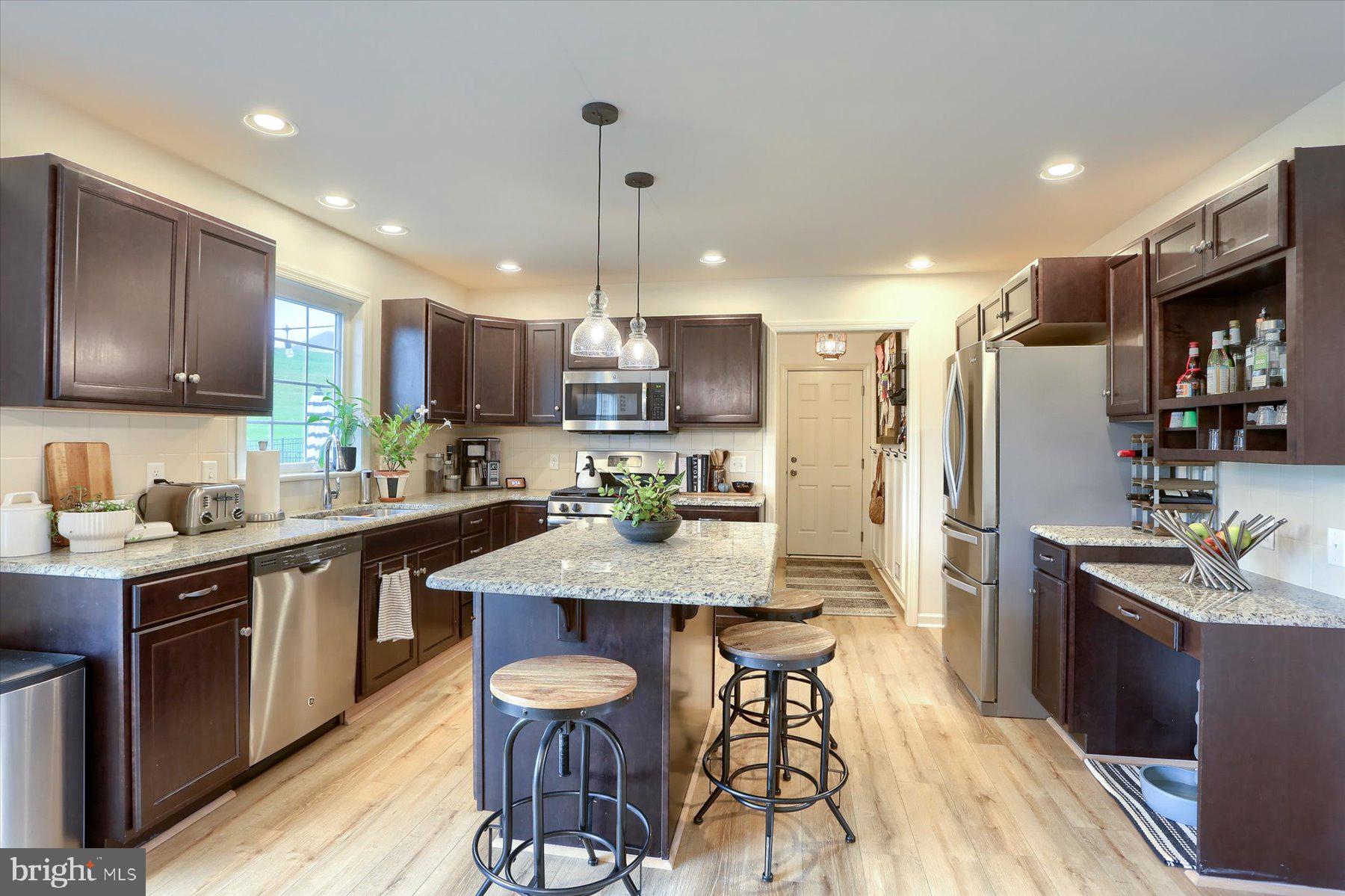 7039 Beaver Spring Road Harrisburg, PA 17111 - Photo 20 of 37 Gallery Image 20