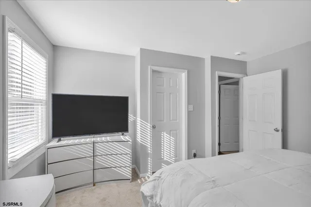 $389,700 | 6378 Monmouth Drive, Mays Landing, NJ 08330