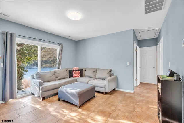 $389,700 | 6378 Monmouth Drive, Mays Landing, NJ 08330