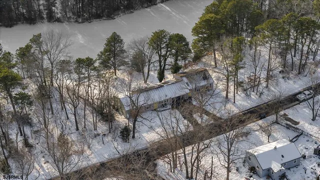 $389,700 | 6378 Monmouth Drive, Mays Landing, NJ 08330