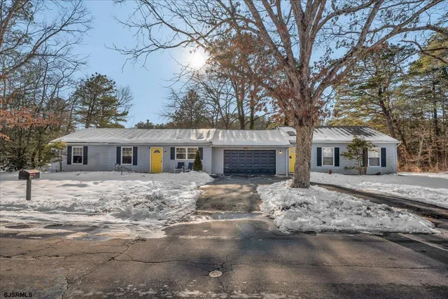 $389,700 | 6378 Monmouth Drive, Mays Landing, NJ 08330