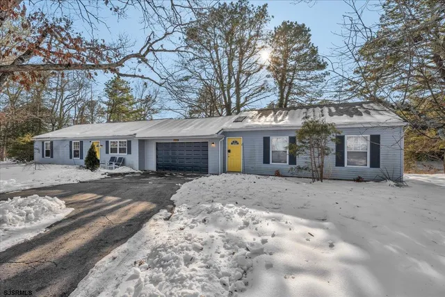 $389,700 | 6378 Monmouth Drive, Mays Landing, NJ 08330