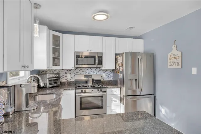 $389,700 | 6378 Monmouth Drive, Mays Landing, NJ 08330