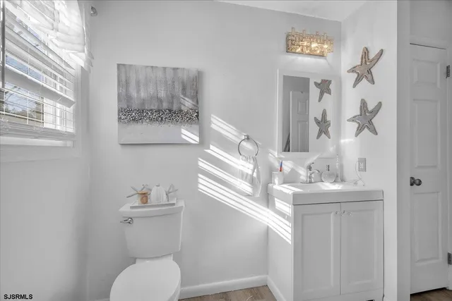 $389,700 | 6378 Monmouth Drive, Mays Landing, NJ 08330