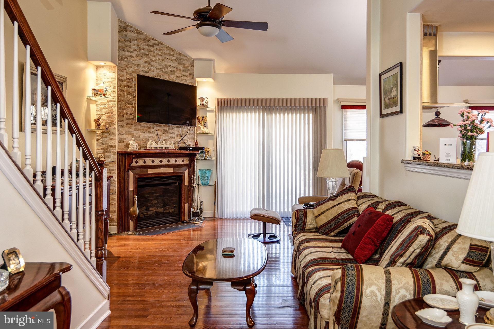 224 Uxbridge Cherry Hill, NJ 08034 - Photo 4 of 39