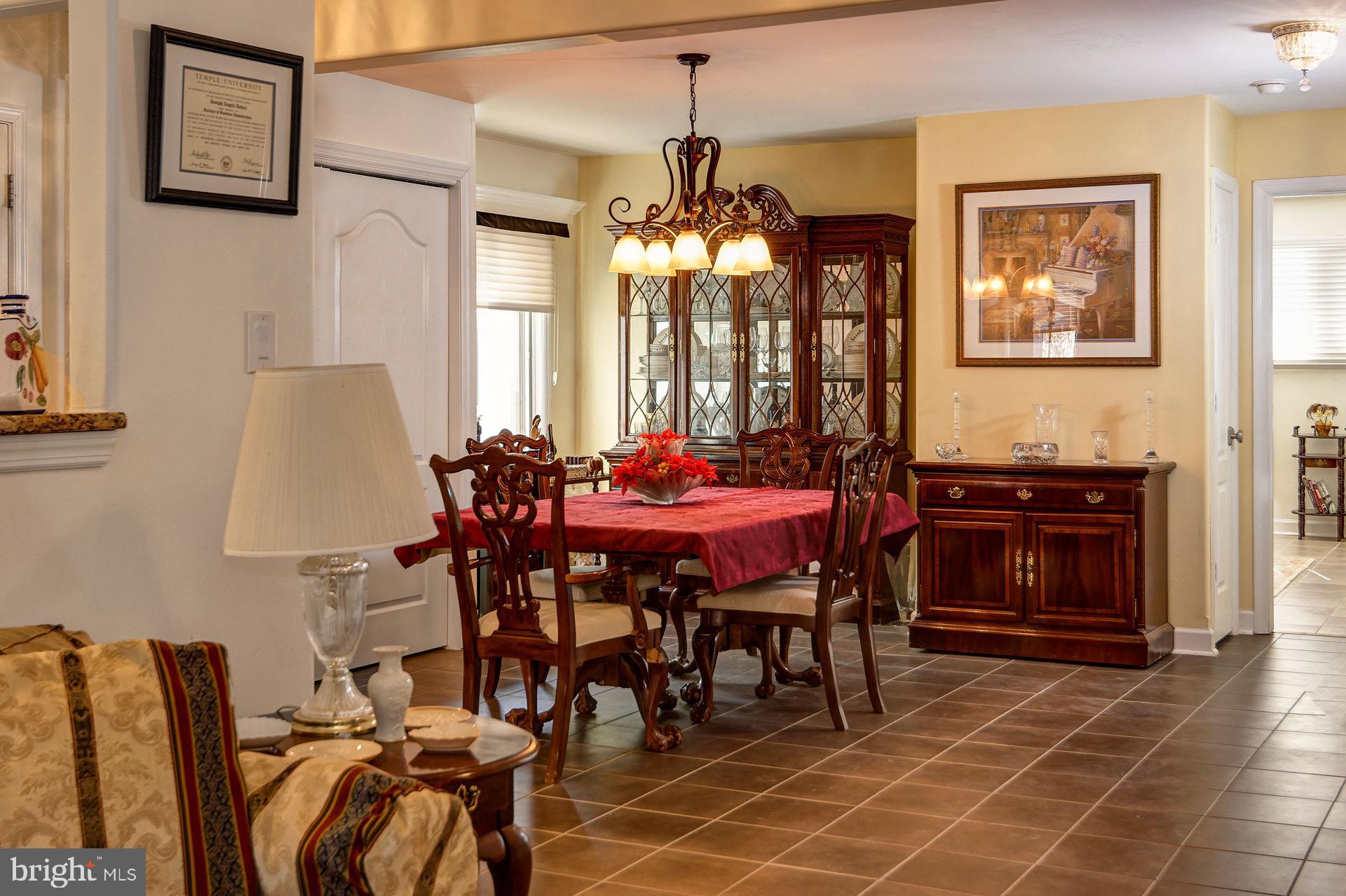 224 Uxbridge Cherry Hill, NJ 08034 - Photo 8 of 39