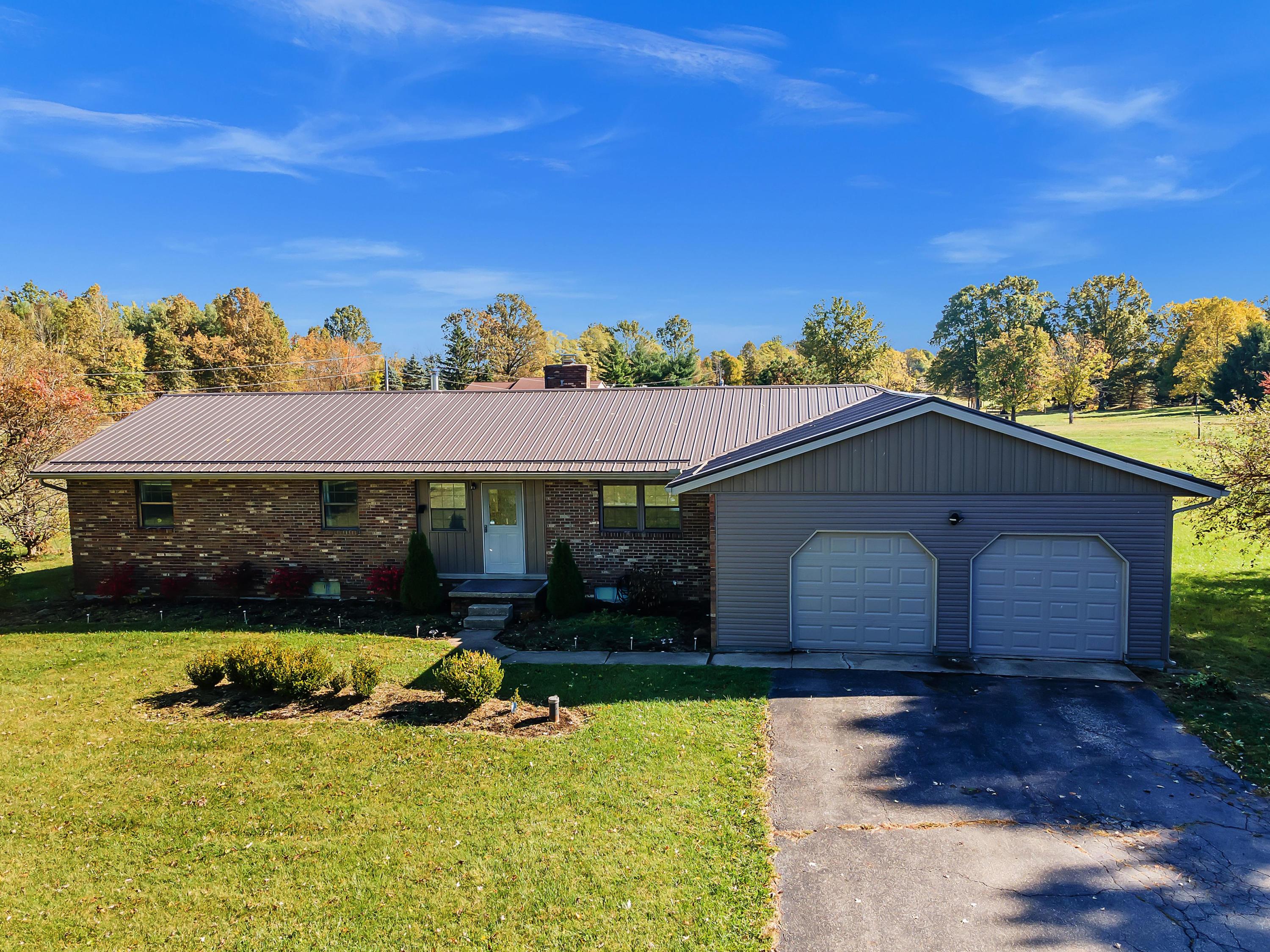 12450 Basil Road Northwest Baltimore, OH 43105 - Photo 1 of 43 Gallery Image 1