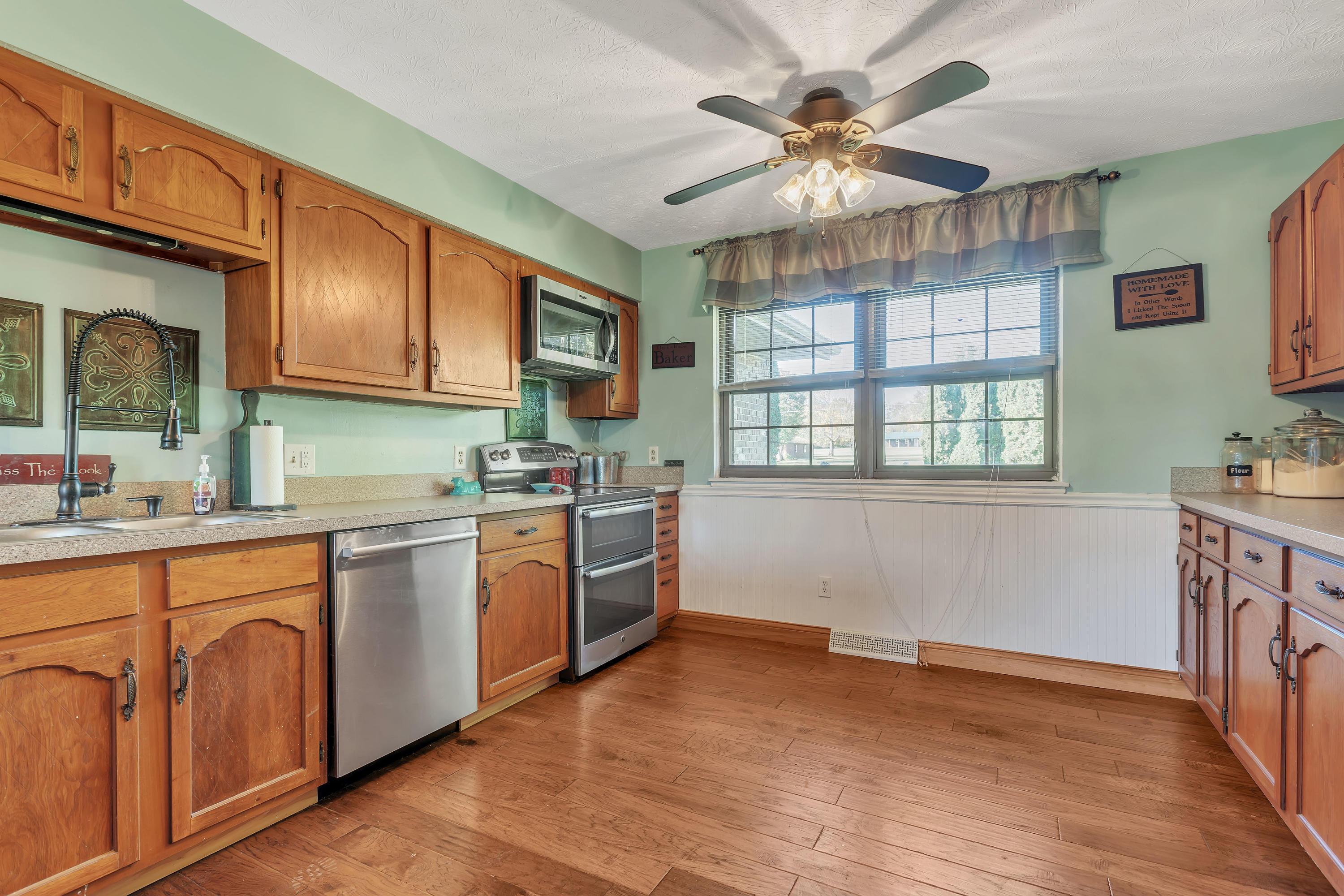 12450 Basil Road Northwest Baltimore, OH 43105 - Photo 7 of 43 Gallery Image 7