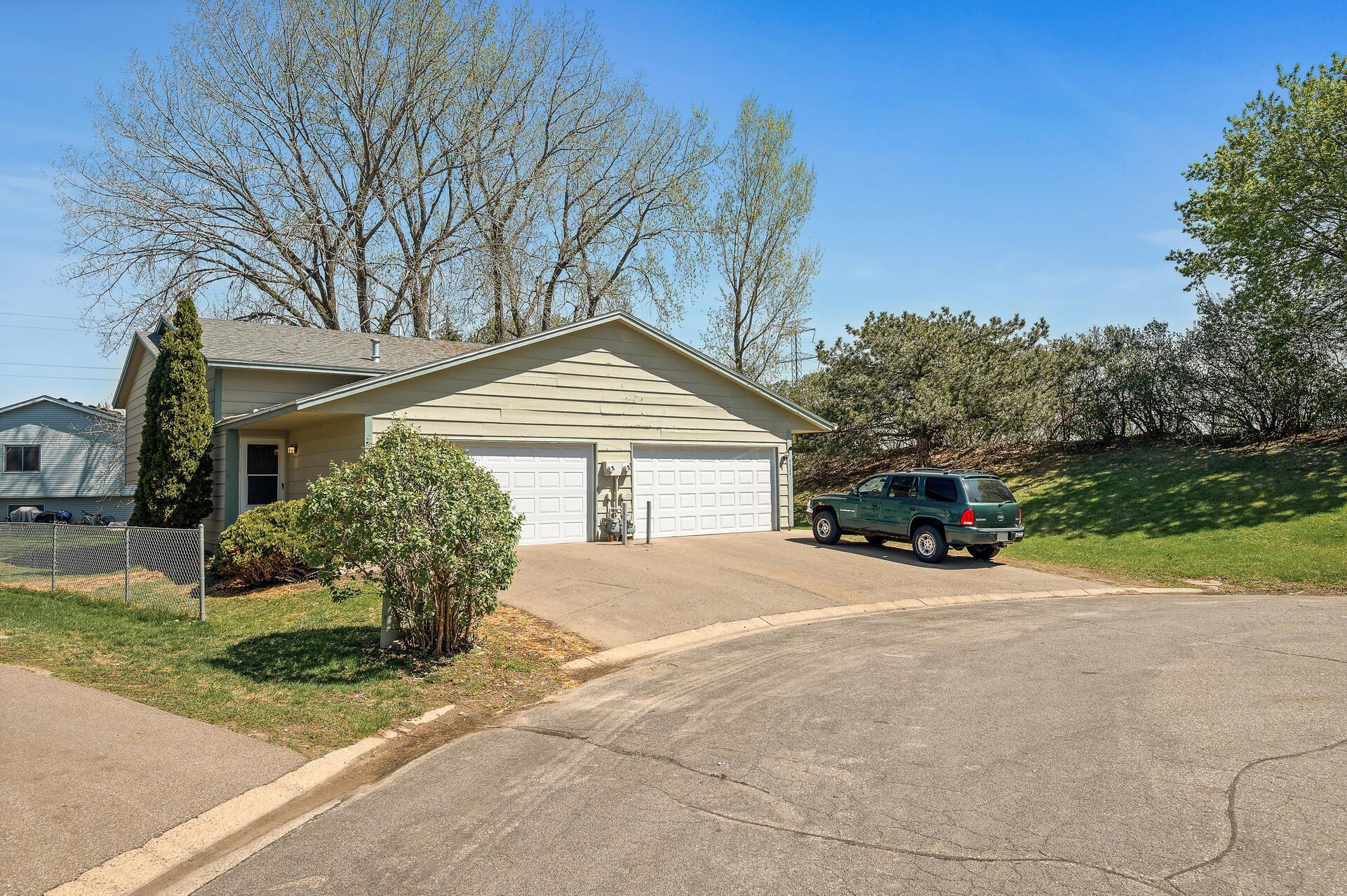 4422 Cinnamon Ridge Trail Eagan, MN 55122 - Photo 1 of 1
