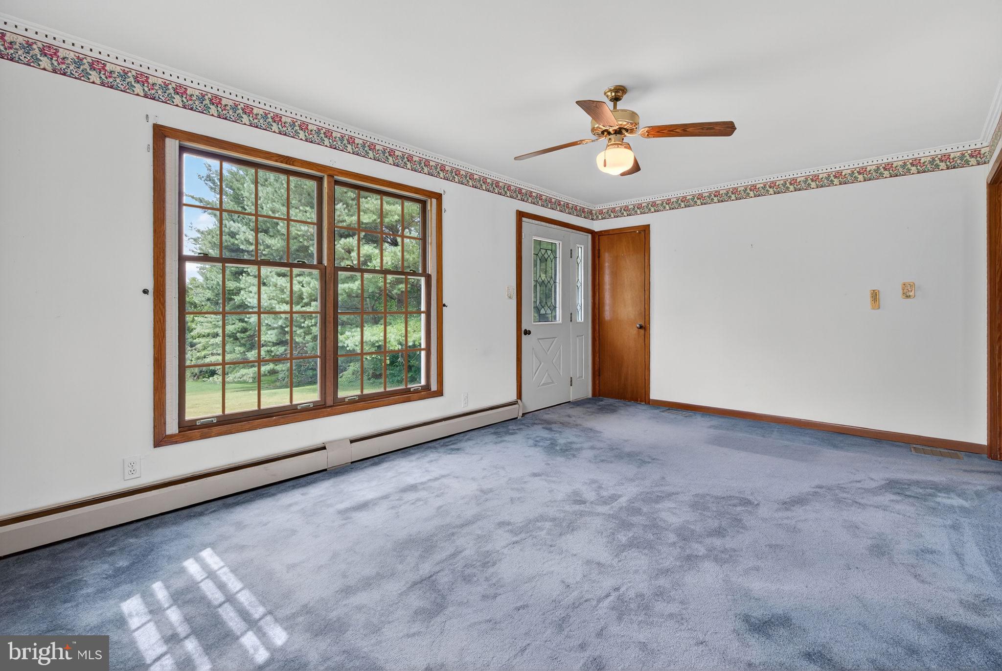 11299 Russell Road Purcellville, VA 20132 - Photo 12 of 46 Gallery Image 12