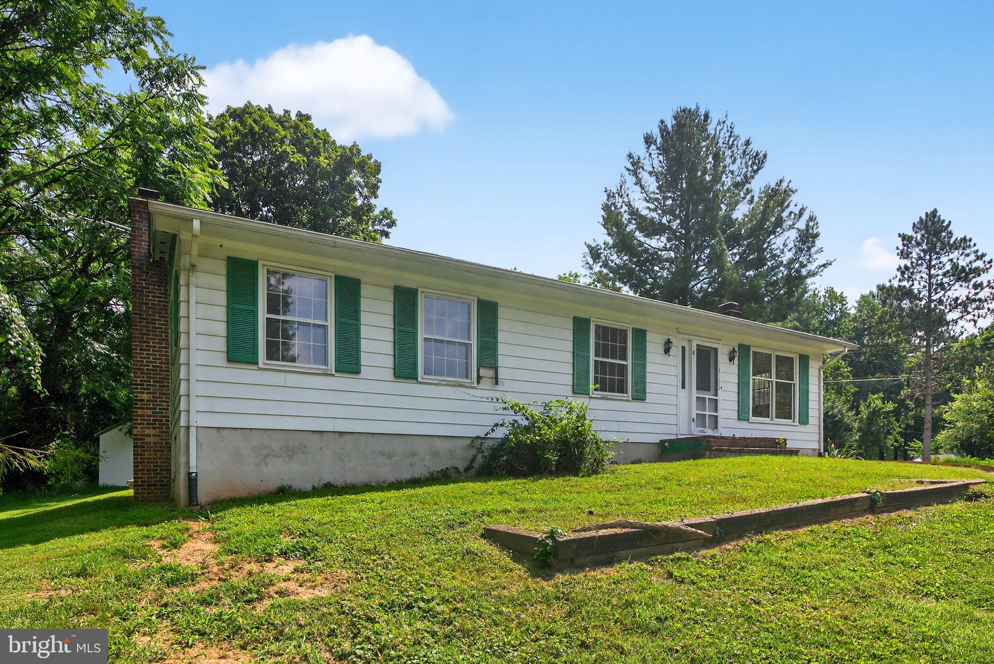 11299 Russell Road Purcellville, VA 20132 - Photo 45 of 46 Gallery Image 45