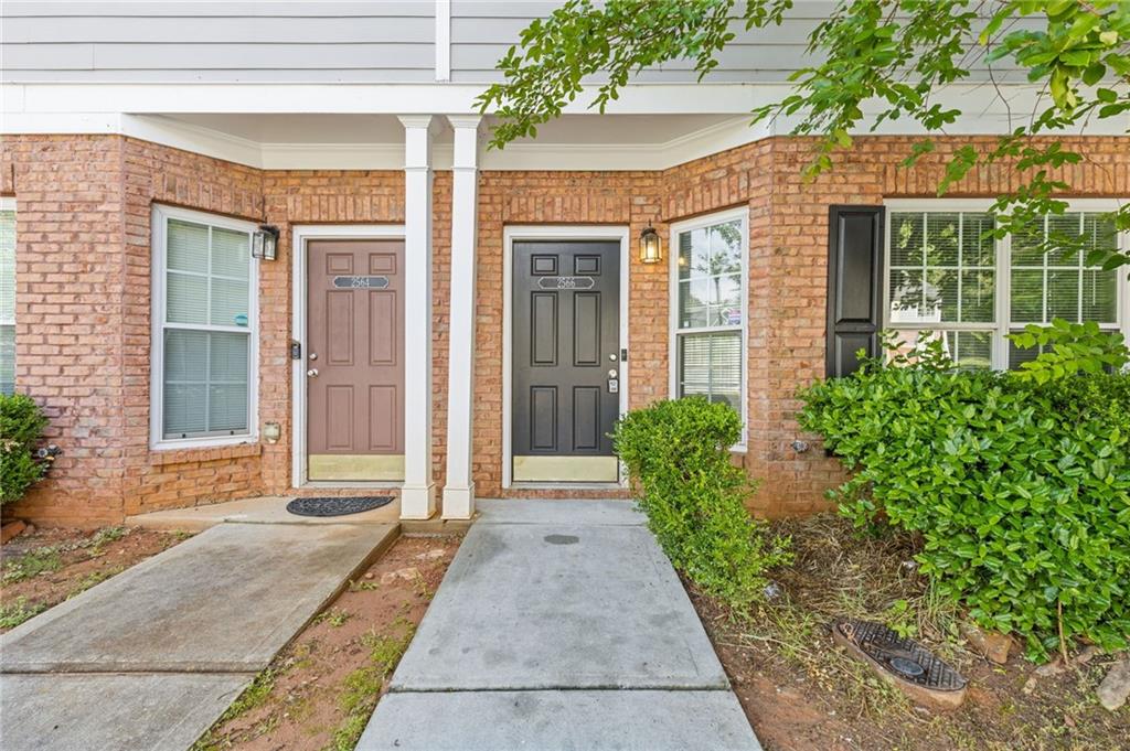 2566 Walden Lake Drive Decatur, GA 30035 - Photo 3 of 30 front view of a brick house